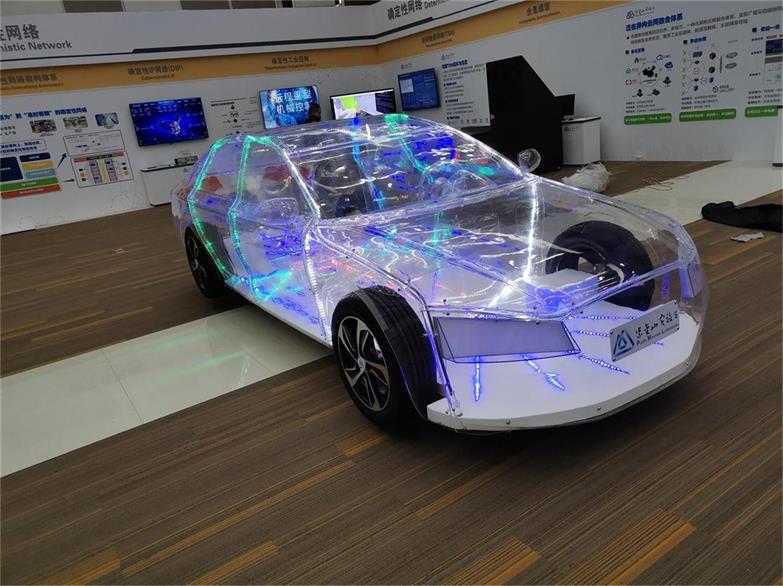 务川透明汽车模型
